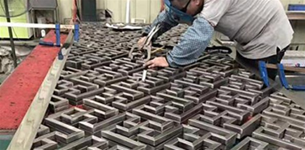 武漢不銹鋼鈑金加工的特點(diǎn)？