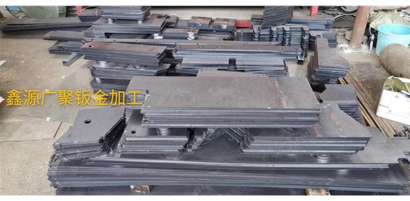 不同的不銹鋼金屬材料使用哪種切割方式較好？